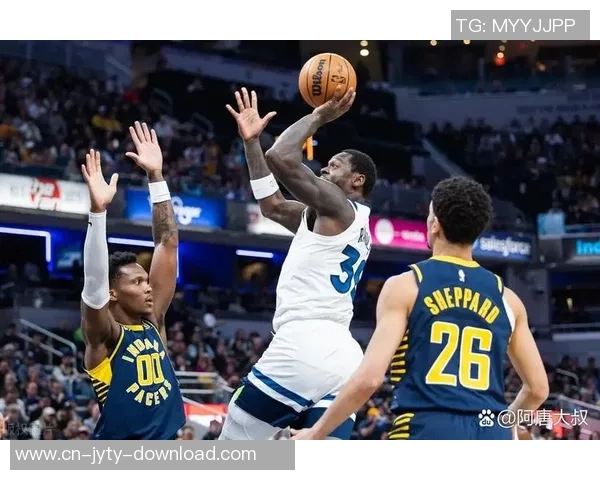 热火与步行者激战正酣球迷期待精彩对决与逆转时刻